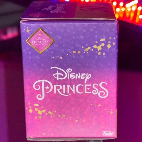 Funko: Ariel Funko Pop! Mini from Ultimate Disney Princess Celebration Series - Picture 4 of 7